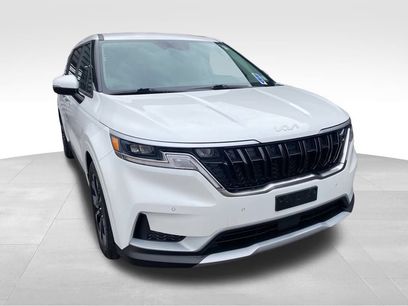 Certified 2023 Kia Carnival EX