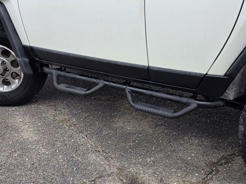 Used 2012 Toyota FJ Cruiser 4WD w/ Convenience Pkg image 26