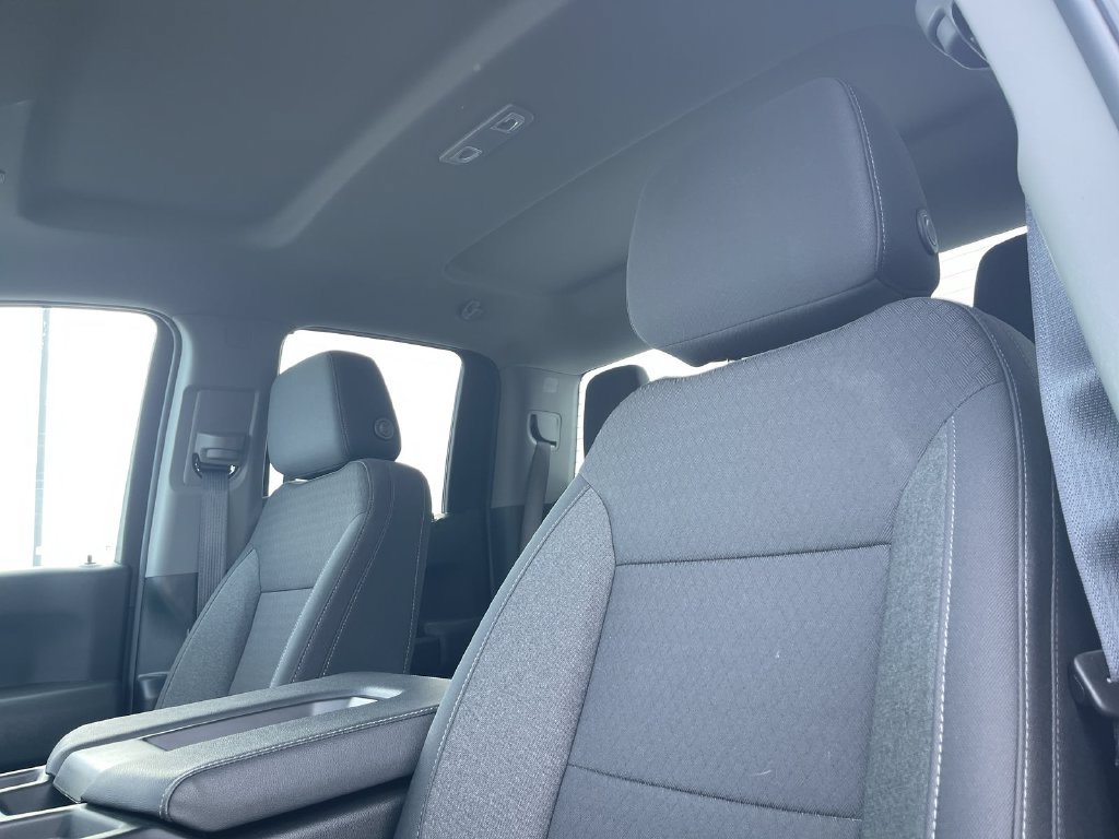 Used 2025 GMC Sierra 1500 Pro w/ Graphite Edition AWD/4WD image 9