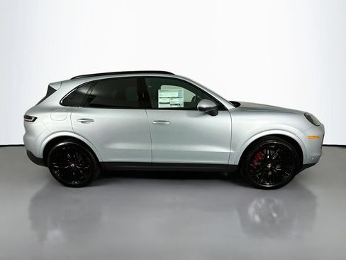 New 2026 Porsche Cayenne S AWD/4WD image 8