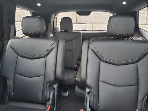 Used 2022 Cadillac XT6 Sport w/ LPO, Onyx Lite Package image 46