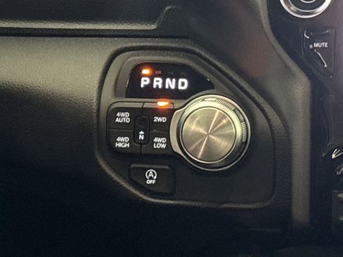 Used 2025 RAM 1500 Laramie w/ Sport Appearance Package AWD/4WD image 25