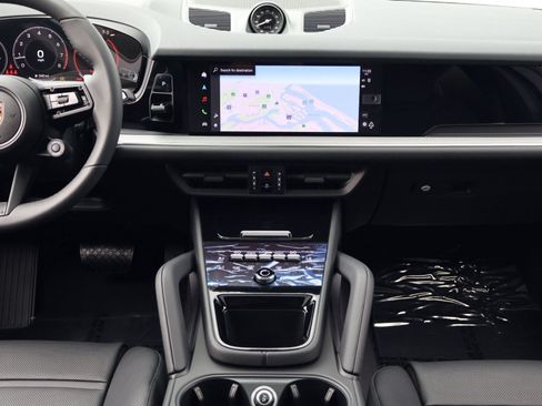 New 2026 Porsche Cayenne Coupe AWD/4WD image 20