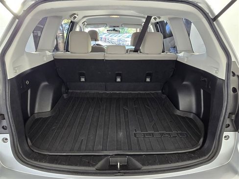 Used 2018 Subaru Forester 2.5i w/ Alloy Wheel Package image 13