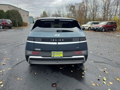 Used 2025 Hyundai Ioniq 5 SE image 6