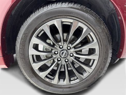 Used 2024 Nissan Armada Platinum w/ Captain's Chairs Package image 52