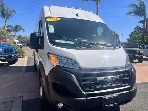 Used 2025 RAM ProMaster 2500 w/ Convenience Group FWD image 7