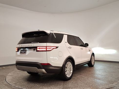 Used 2018 Land Rover Discovery HSE Luxury image 9