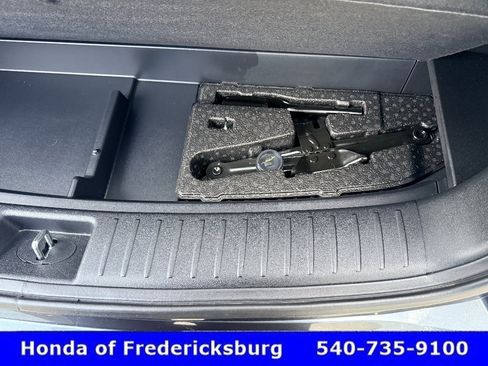 Used 2025 Kia Sorento EX w/ Panoramic Sunroof Package FWD image 19