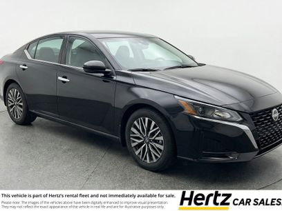 Used 2025 Nissan Altima 2.5 SV
