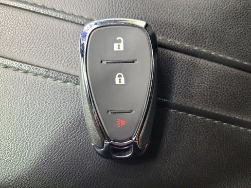 Used 2020 Chevrolet Blazer LT FWD image 32