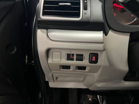 Used 2018 Subaru Forester 2.5i w/ Alloy Wheel Package image 15