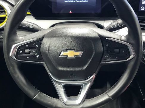 Used 2024 Chevrolet Trax LT w/ Driver Confidence Package FWD image 26