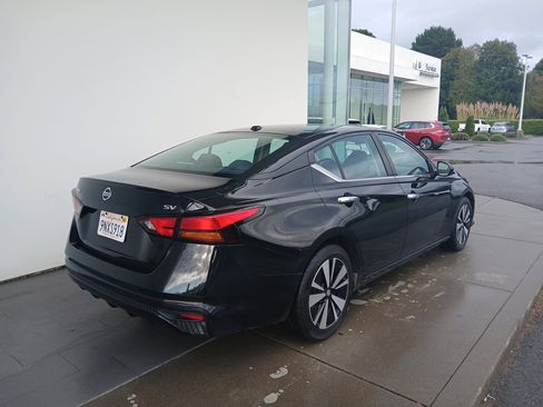 Used 2021 Nissan Altima 2.5 SV image 5