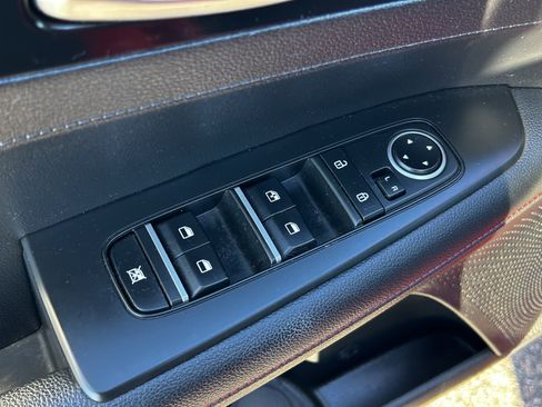 Certified 2022 Kia Forte GT image 21