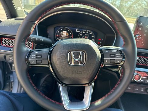 Used 2026 Honda Civic Si image 2