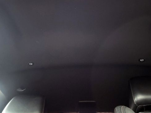 Used 2016 Dodge Challenger R/T Plus image 24