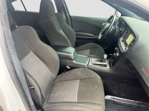 Used 2023 Dodge Charger Scat Pack w/ Navigation & Travel Group image 29