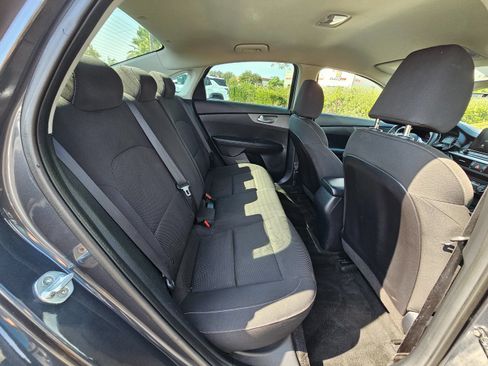 Used 2019 Kia Forte LXS FWD image 25