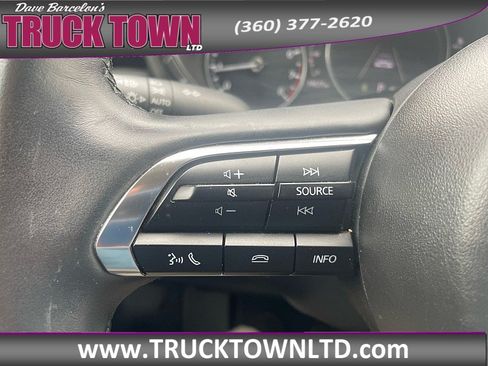 Used 2025 MAZDA CX-30 AWD 2.5 S w/ Preferred Package image 22