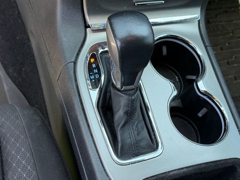 Used 2021 Jeep Grand Cherokee Laredo RWD image 19