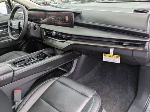 Used 2025 Nissan Murano SV AWD/4WD image 28