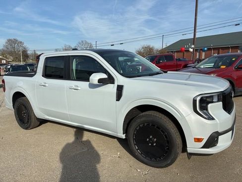 New 2026 Ford Maverick Lobo AWD/4WD image 8