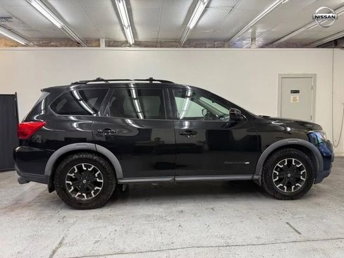 Used 2019 Nissan Pathfinder SV w/ Rock Creek Edition FWD image 7