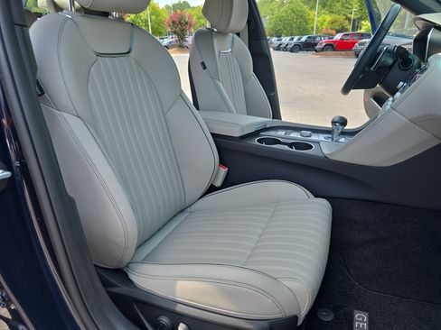 Used 2023 Genesis G70 2.0T w/ Sport Prestige Package AWD/4WD image 10