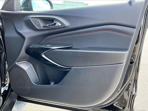 New 2026 Chevrolet Trax RS w/ Sunroof Package FWD image 29