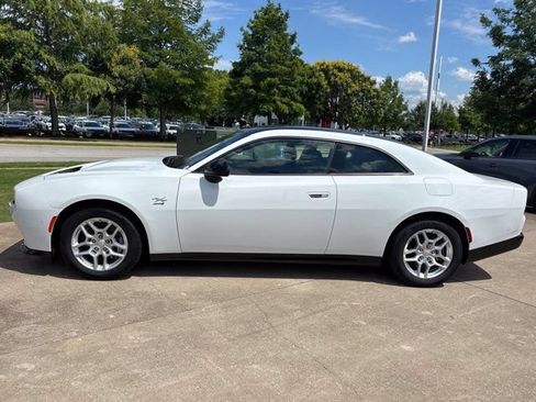 Used 2025 Dodge Charger Daytona R/T w/ Quick Order Package 25M R/T AWD/4WD image 8