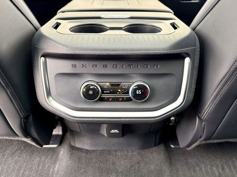 Used 2025 Ford Expedition Tremor image 45