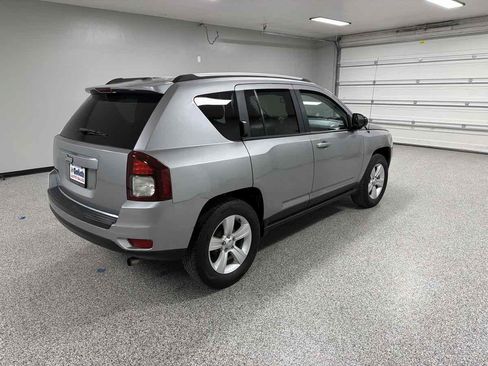 Used 2016 Jeep Compass Sport w/ Power Value Group FWD image 3