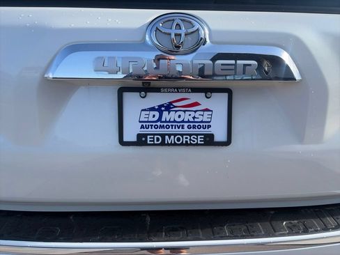 Used 2018 Toyota 4Runner Limited AWD/4WD image 9
