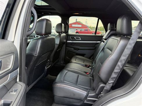 Used 2016 Ford Explorer Sport w/ Equipment Group 401A AWD/4WD image 15