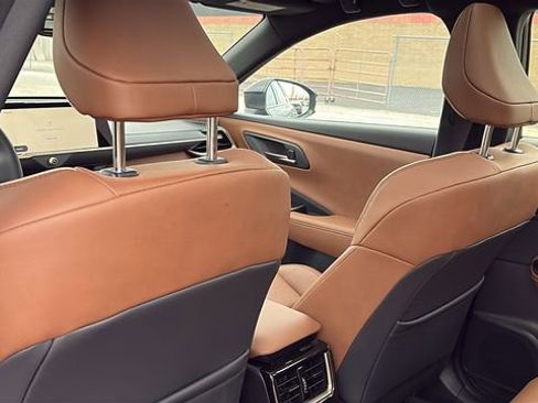 New 2026 Toyota Crown Signia image 26