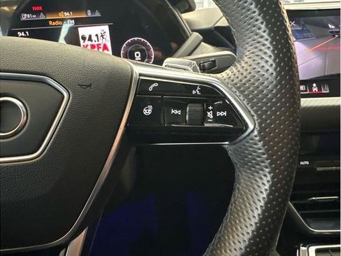 Used 2022 Audi e-tron GT Prestige w/ Prestige Package image 16