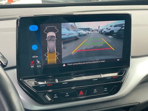 Certified 2022 Volkswagen ID.4 Pro image 22