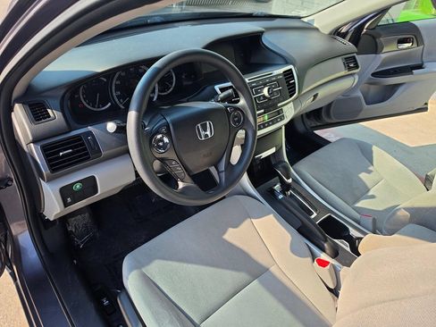 Used 2013 Honda Accord LX image 16