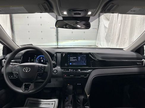 Used 2026 Toyota Camry LE FWD image 42
