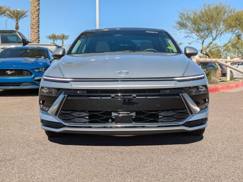 Certified 2024 Hyundai Sonata SEL w/ Convenience Package image 8