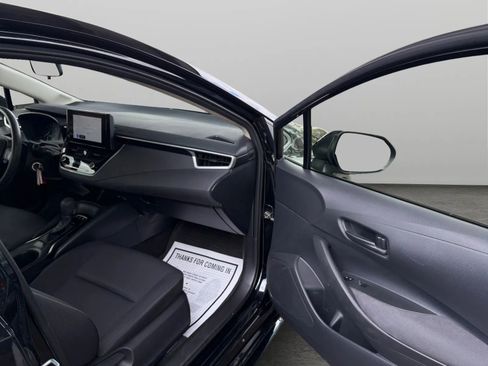 Used 2023 Toyota Corolla LE image 18