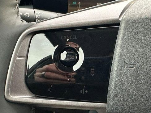 New 2026 Nissan Leaf Platinum+ w/ Cargo Package (Platinum+) image 13