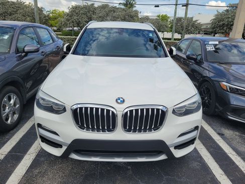 Used 2018 BMW X3 xDrive30i AWD/4WD image 2