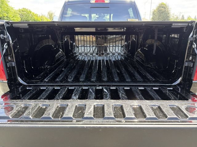 Used 2025 RAM 1500 Big Horn AWD/4WD image 5
