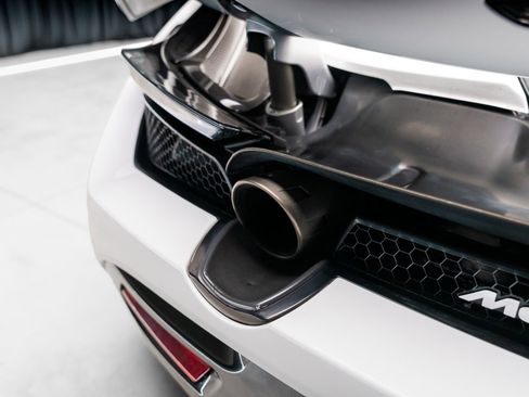 Used 2019 McLaren 720S Performance image 33