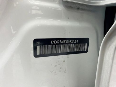 Used 2024 Kia Soul LX w/ Option Group 015 image 32