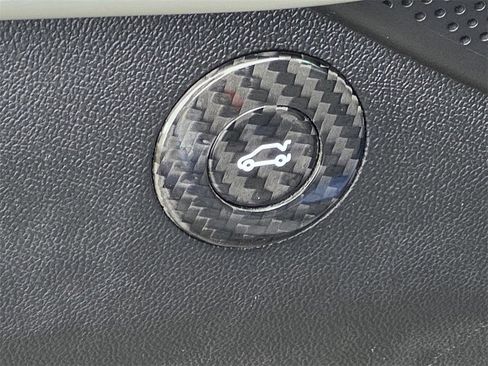 Used 2022 Chevrolet Camaro ZL1 image 32