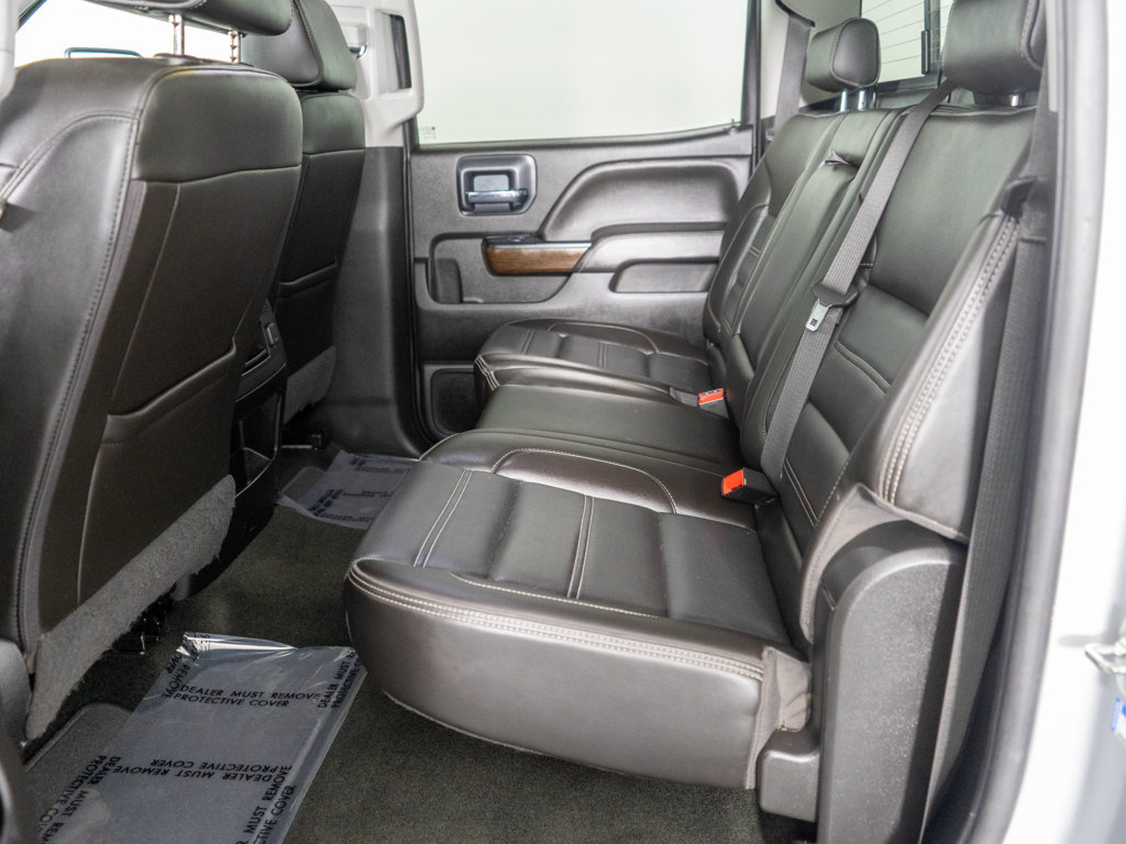 Used 2018 GMC Sierra 2500 Denali w/ Duramax Plus Package AWD/4WD image 11