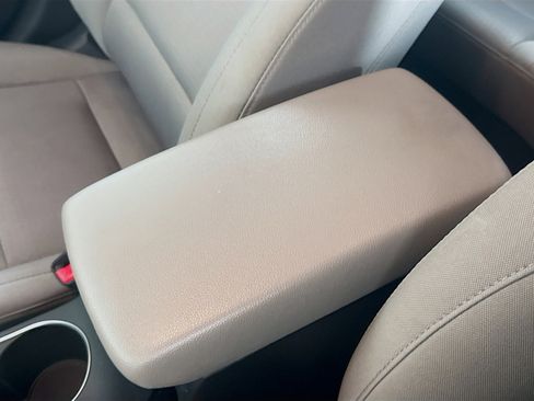 Used 2018 Hyundai Elantra SEL image 18